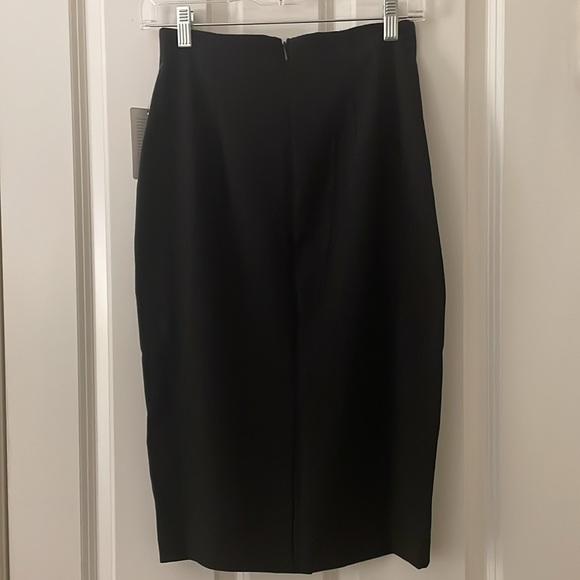 Newport News Black Pencil Skirt - Size 2 - Picture 3 of 5